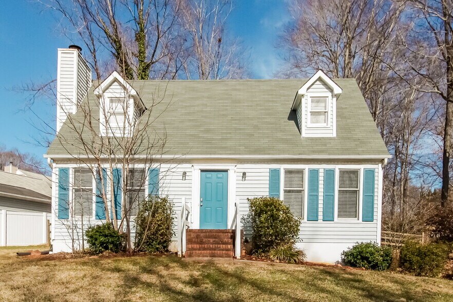 Primary Photo - 767 Crooked Run Rd