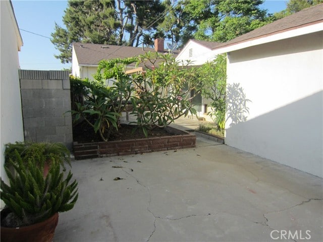 Building Photo - 15246 Carnell St
