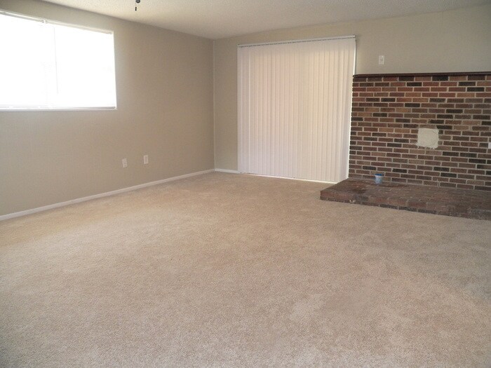 Building Photo - 226 Bolender Ct