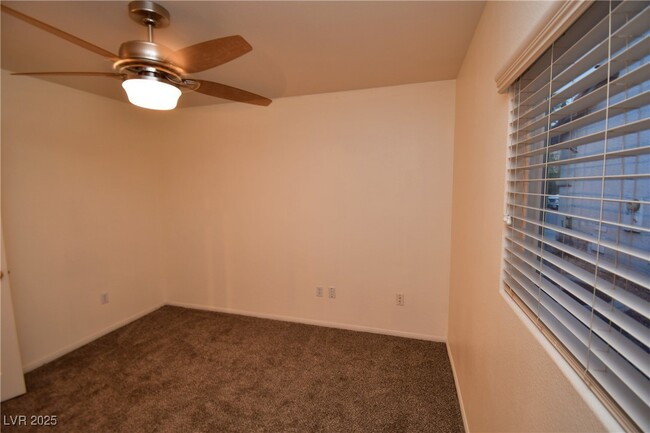 Building Photo - 11227 Andreola Ct