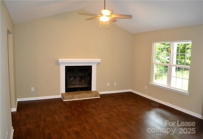 Building Photo - 2919 Archdale Dr