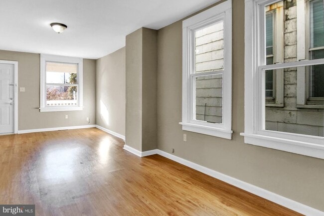 Building Photo - Coming Soon- Spacious 3 Bedroom Home with ...