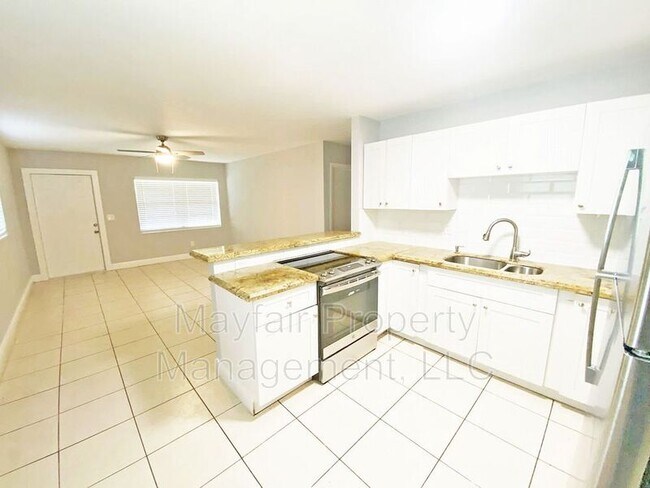 Primary Photo - 5820 Banana Rd