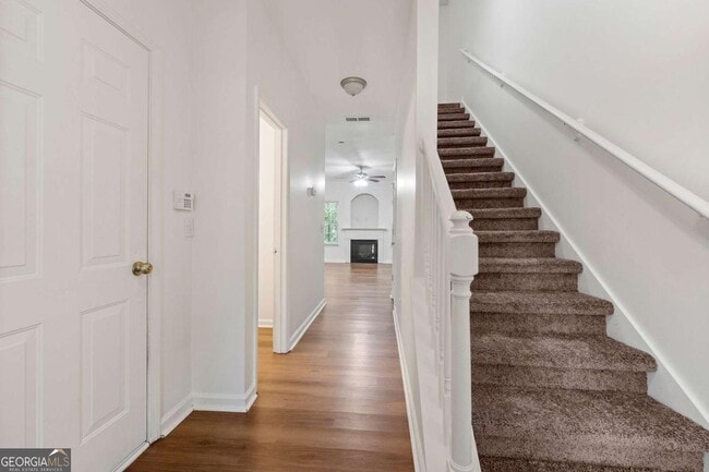 Building Photo - 7632 Rutgers Cir