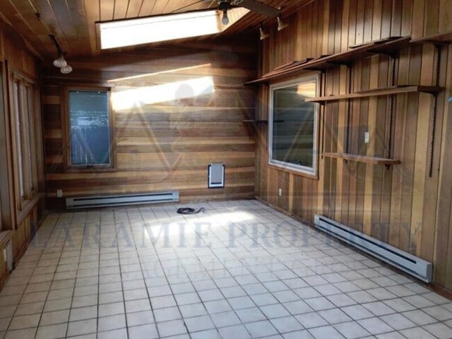 Building Photo - 1722 Boswell Dr