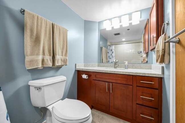 Building Photo - 300 Wai Nani Way