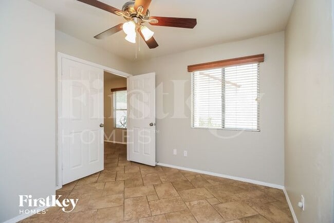 Building Photo - 1388 N Santa Anna Ct