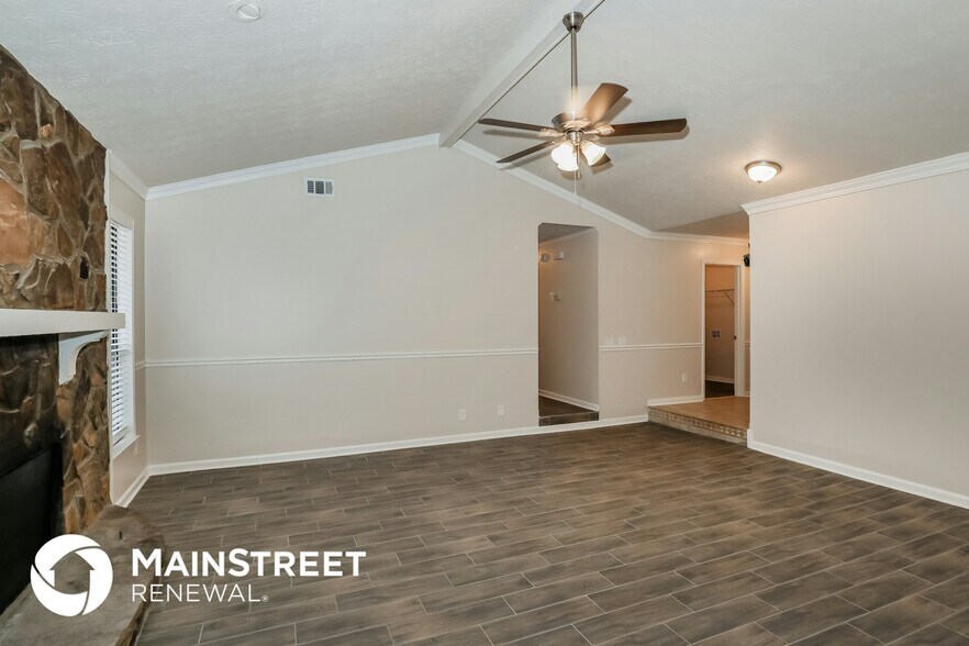 Building Photo - 125 Whitney Way