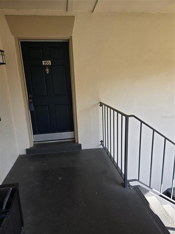 Building Photo - 10342 Carrollwood Ln