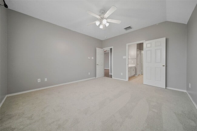 Building Photo - 22028 Knights Cove Dr