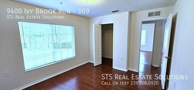 Building Photo - 9400 Ivy Brook Run