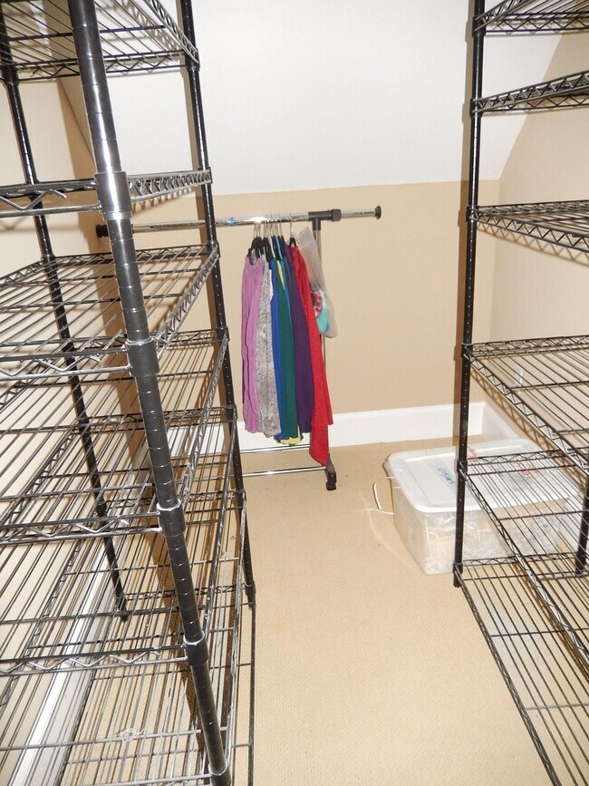 Building Photo - 3065 Morningside Dr