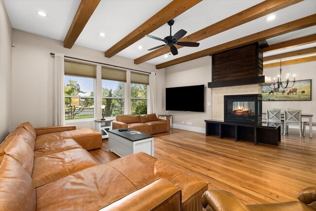 Building Photo - Luxury Furnished 4-Bedroom Home in Eagle's...