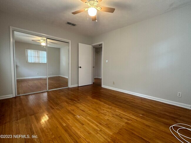 Building Photo - 5093 Ortega Cove Cir