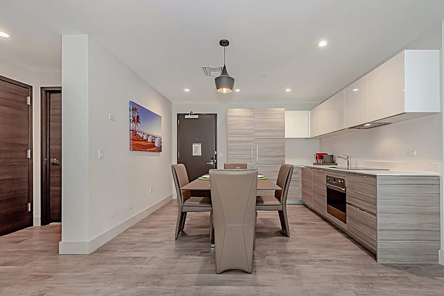 Building Photo - 777 N Ocean Dr