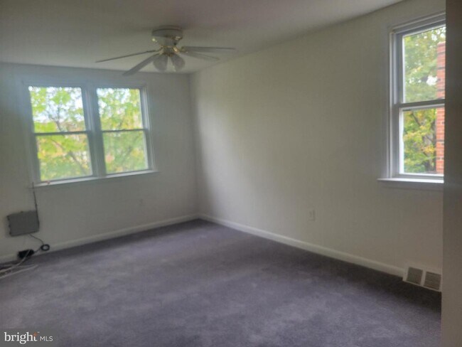 Building Photo - 807 Selma St