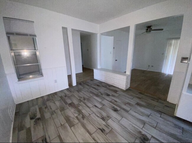 Building Photo - 7105 S McKinley Ave