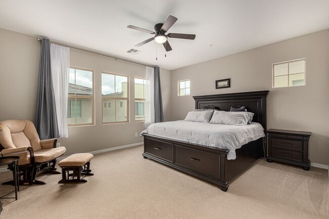 Building Photo - SONORAN FOOTHILLS 4 BEDROOM 2.5 SFH