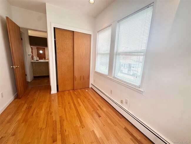 Building Photo - 518 Lindell Blvd