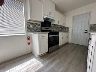 Building Photo - 7111 Colwyn Ave
