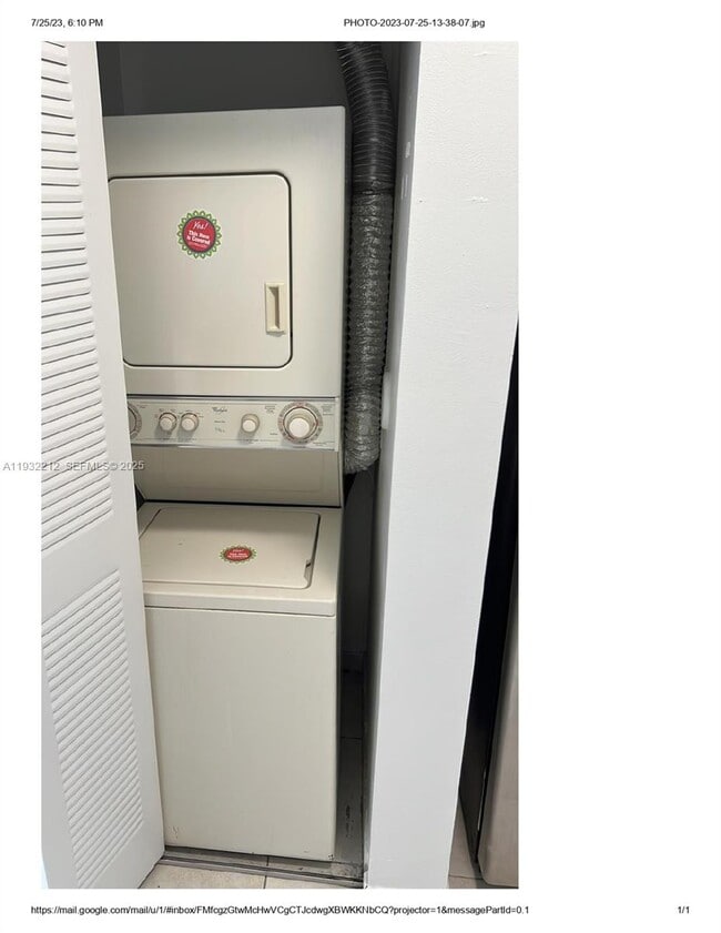 Building Photo - 7240 NW 114th Ave