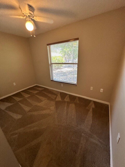 Building Photo - 4675 Breezy Pines Blvd