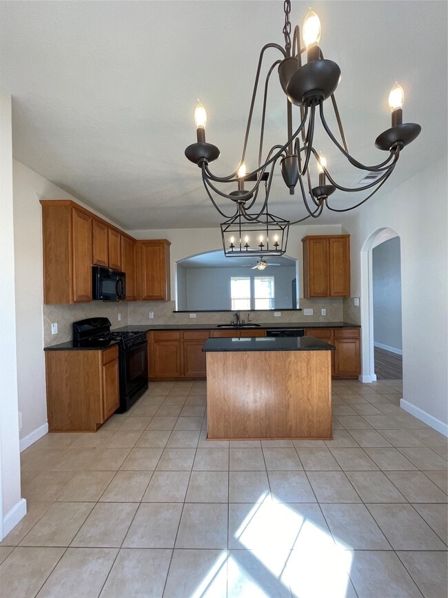 Building Photo - 2313 Cantabria Ln