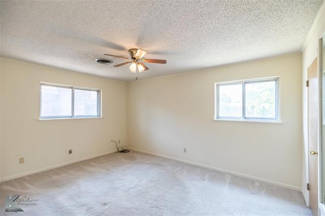 Building Photo - 3317 Santa Monica Dr