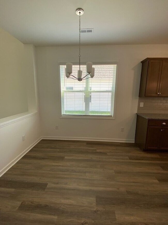 Building Photo - Brand new 3 bedroom 2.5 bath home in Leland