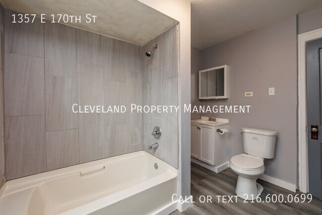 Building Photo - 1357 E 170th St