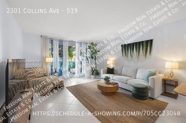 Building Photo - 2301 Collins Ave