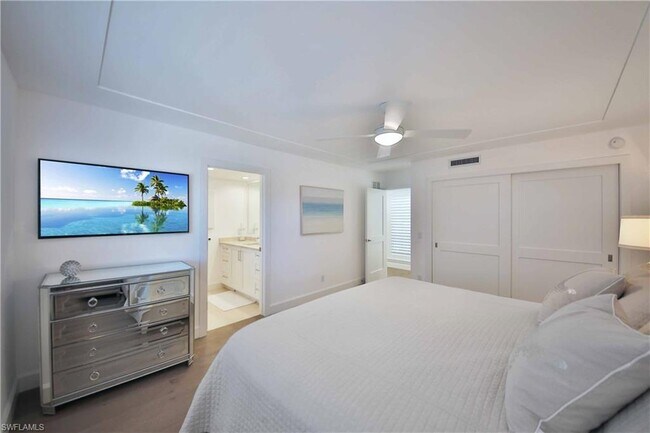 Building Photo - 9517 Gulf Shore Dr