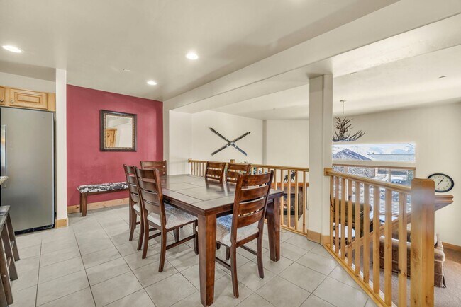 Building Photo - Furnished Bear Hollow Townhome