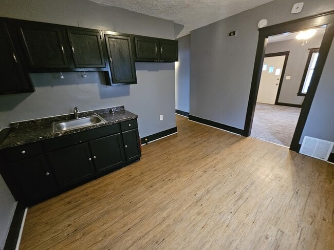 Building Photo - 12512 Revere Ave