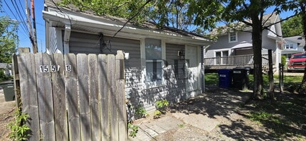 Building Photo - 1555 Myrtle Ave