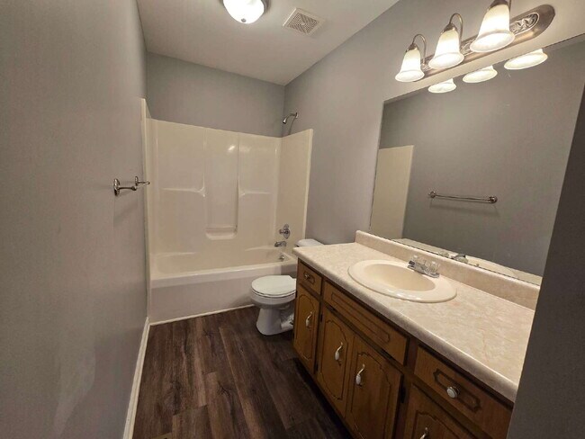Building Photo - 1301 Sharptail Trail