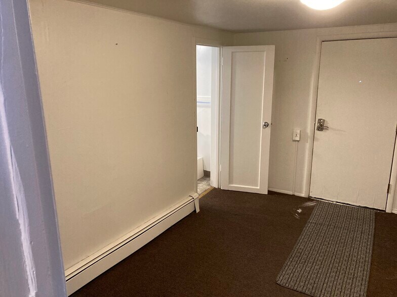 Building Photo - 1133 19th Ave