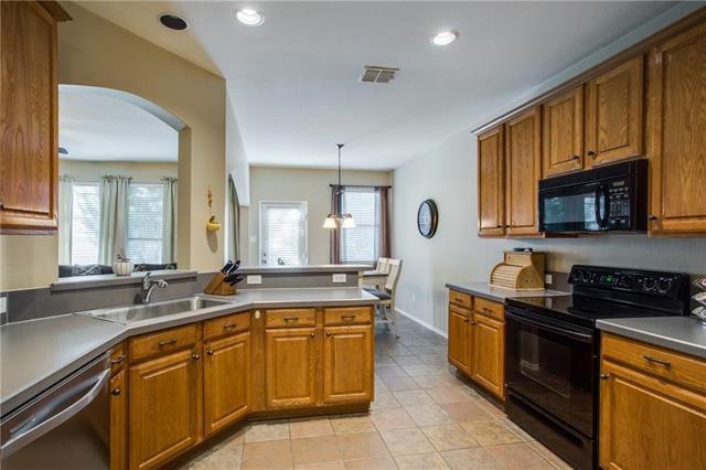 Building Photo - 2808 Cypress Point Dr
