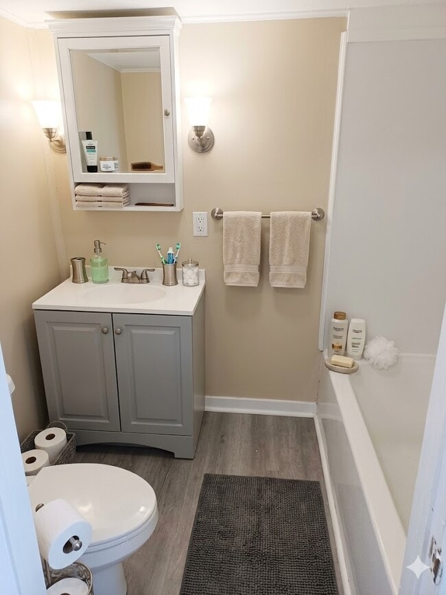 Building Photo - 3002 Grant Park Blvd