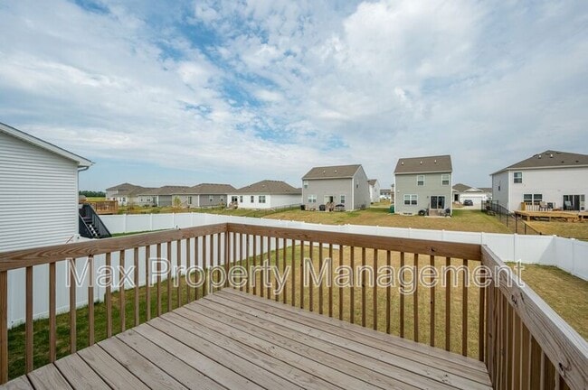 Building Photo - 4308 NE 15th St