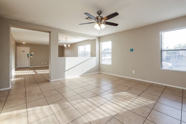 Building Photo - 1774 W Summer Dawn Dr