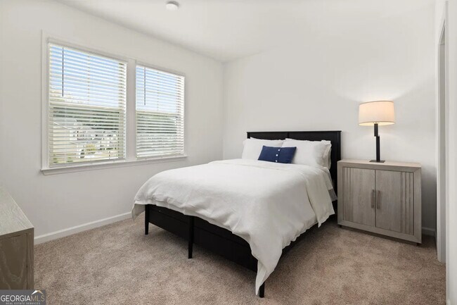 Building Photo - 1595 Wellston Dr