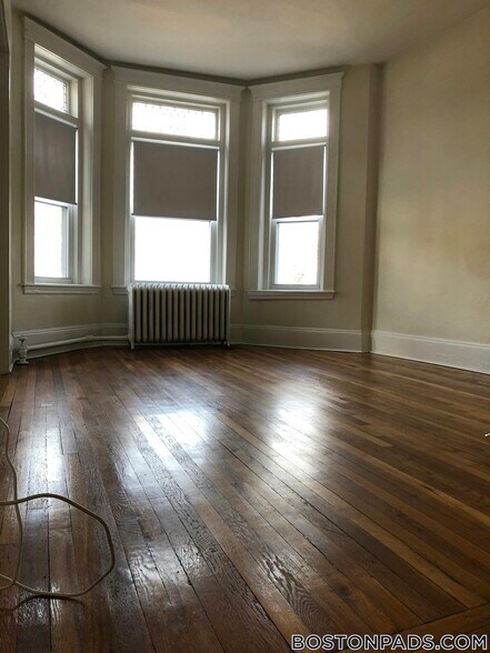 Building Photo - 1334 Commonwealth Avenue