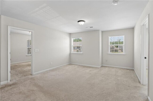 Building Photo - 5740 Wheeler Ridge Rd