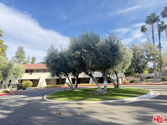 Building Photo - 2857 N Los Felices Rd
