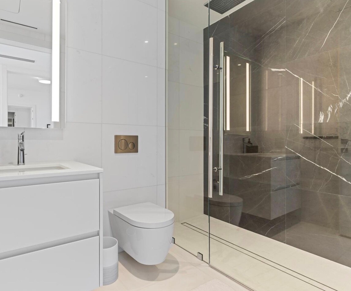 Building Photo - 300 Biscayne Boulevard Way