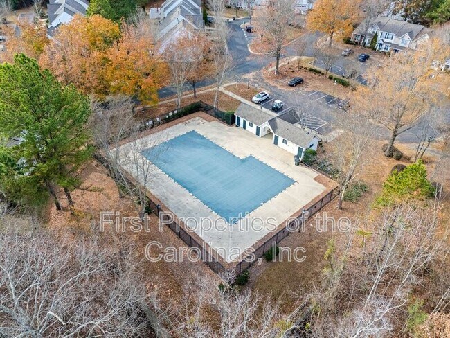 Building Photo - 16865 Timber Crossing Rd