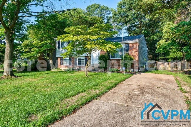 Building Photo - 7714 Baggins Rd