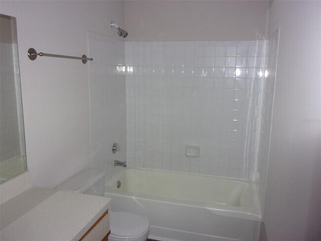 Building Photo - 246 Afton Square