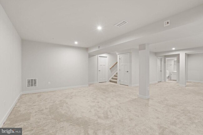 Building Photo - 7550 Mint Springs Ct